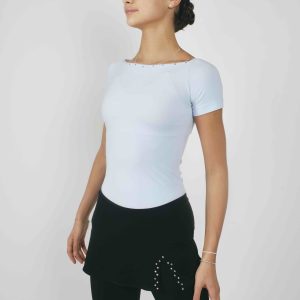 titta shirt with contrasting trim and straps
